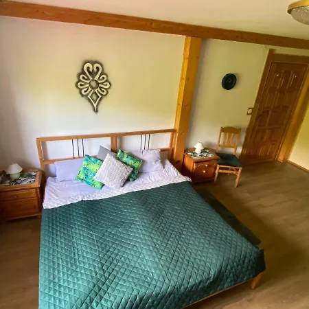 Gosciniec Salmopolski Guest house *