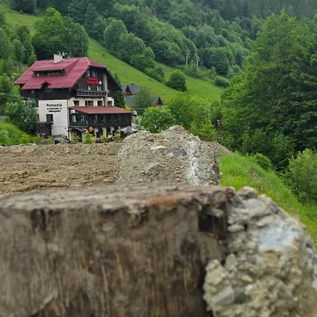Πανσιόν Gosciniec Salmopolski 3*