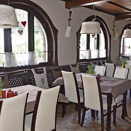 Πανσιόν Gosciniec Salmopolski 3*