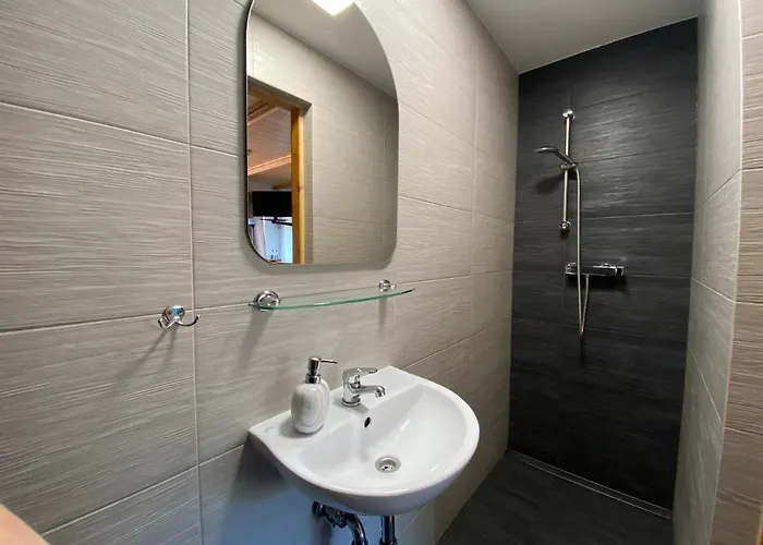 Gosciniec Salmopolski בית הארחה שצ'צ'ירק